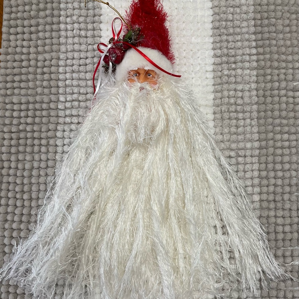19” Hanging Old Fashioned Santa